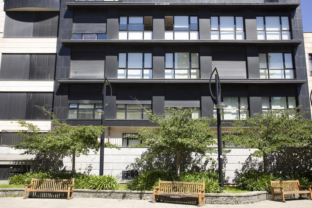 Pension T5 Donostia Suites San Sebastián Eksteriør bilde