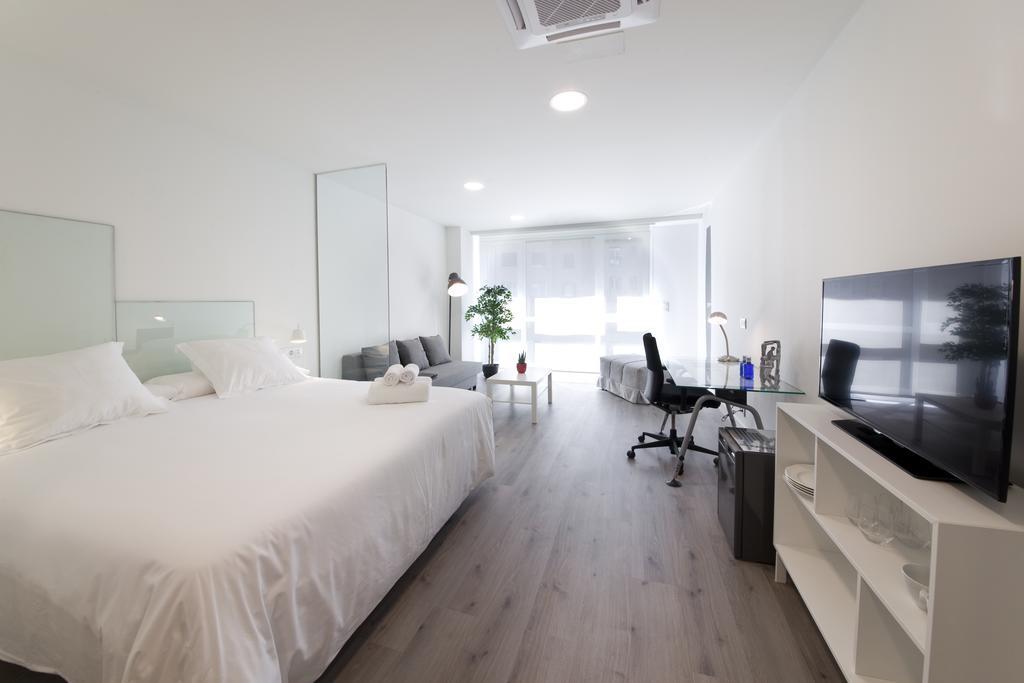 Pension T5 Donostia Suites San Sebastián Rom bilde