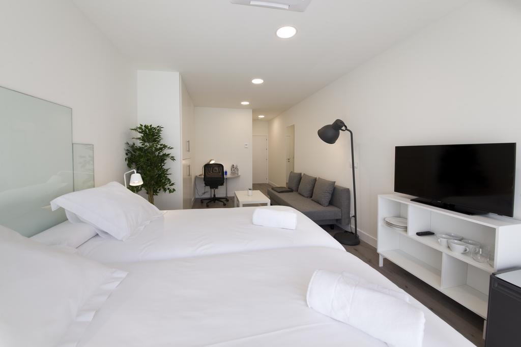 Pension T5 Donostia Suites San Sebastián Rom bilde