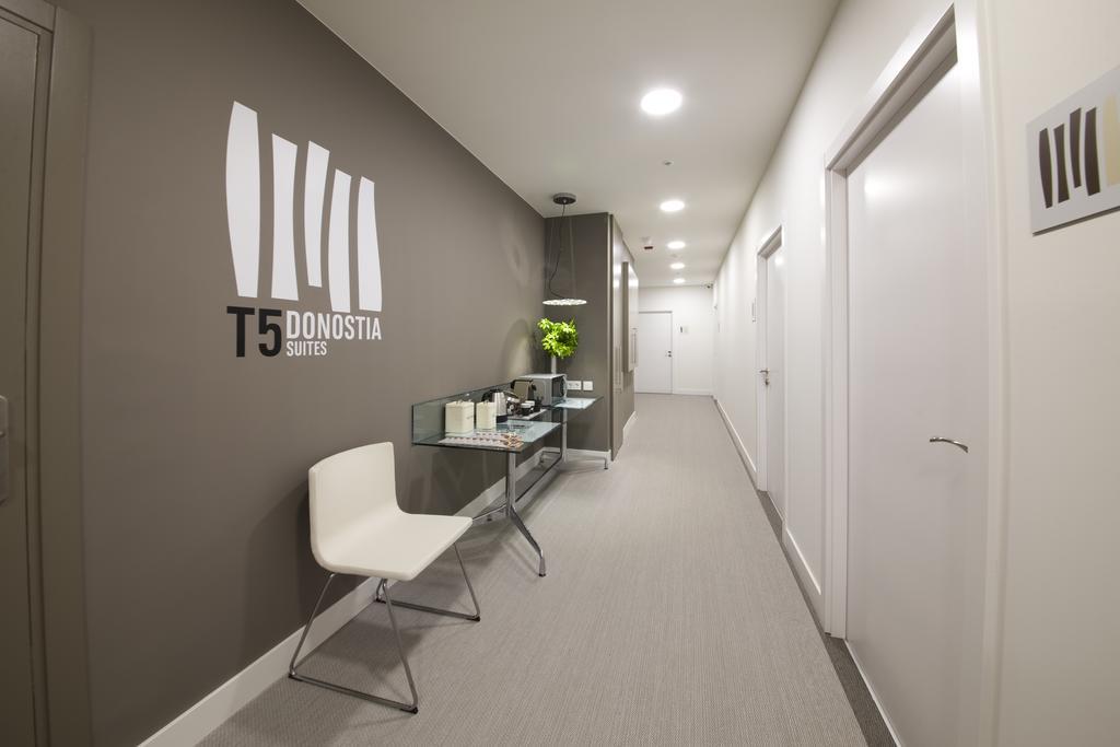 Pension T5 Donostia Suites San Sebastián Eksteriør bilde